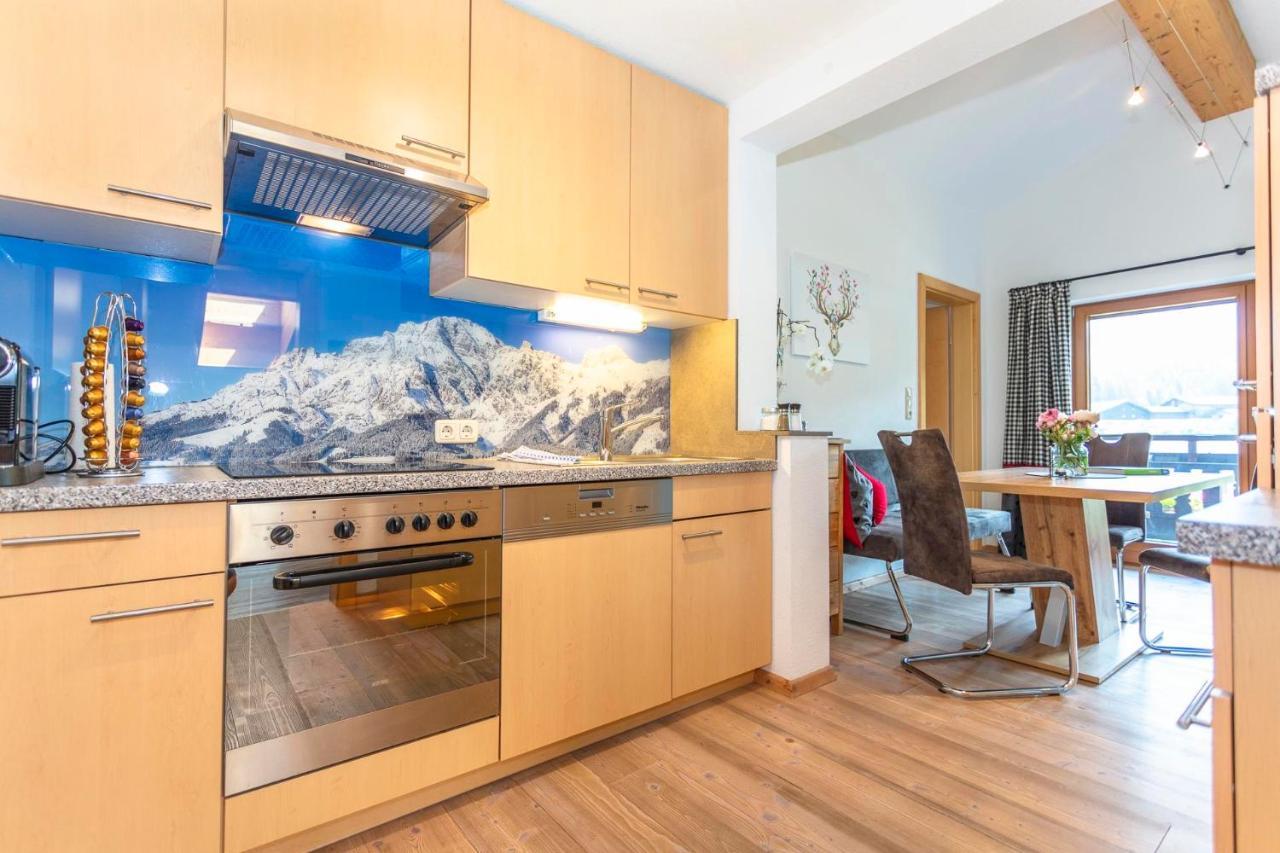 Familienbauernhof - Leogang Apartments Weissbacher Esterno foto