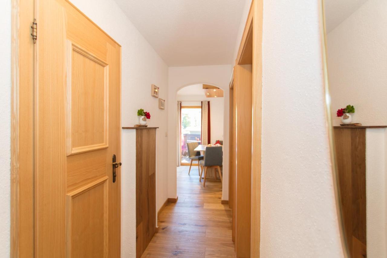 Familienbauernhof - Leogang Apartments Weissbacher Esterno foto